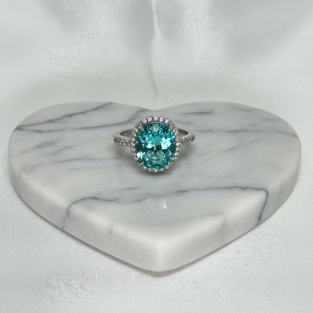 Anillo Aguamarina Oval Halo Pavé Talla 7