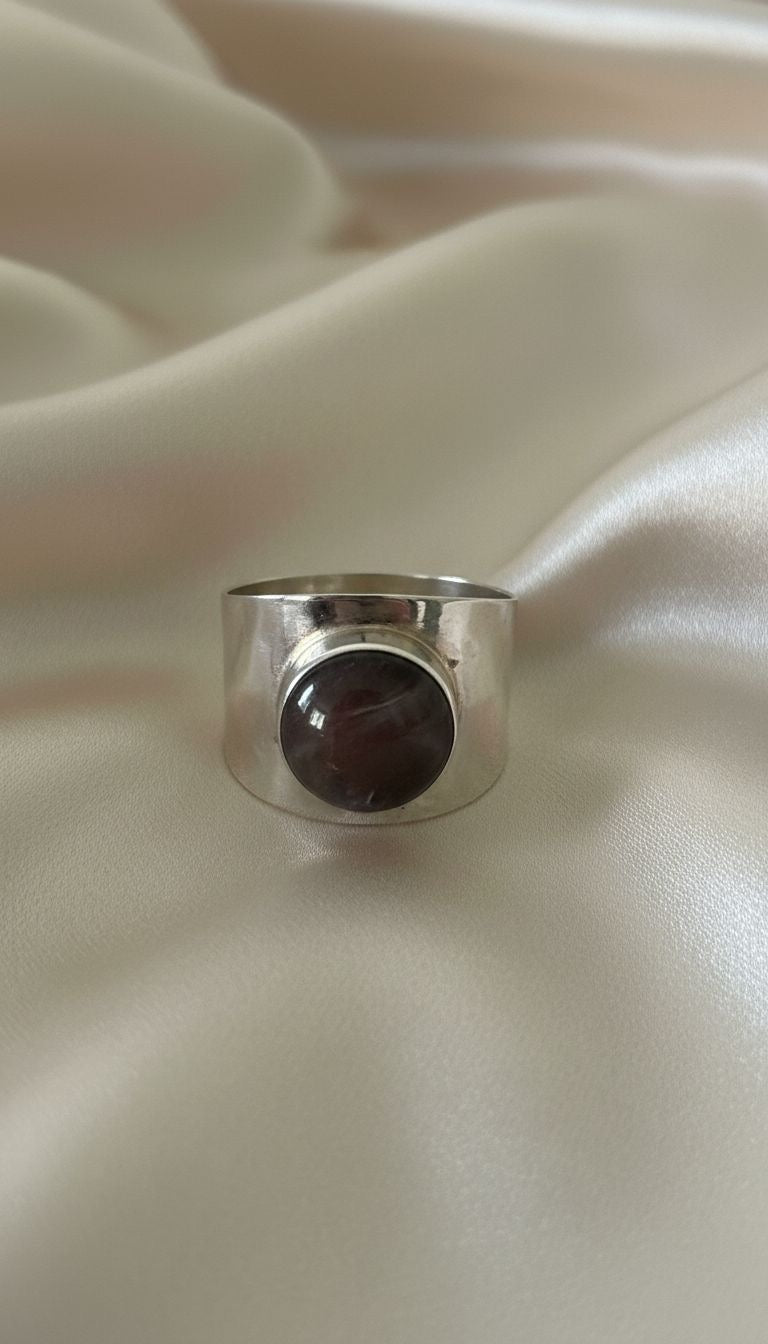 Anillo Sello Banda Ancha Cónica Ónix Granate Redondo  Talla 9