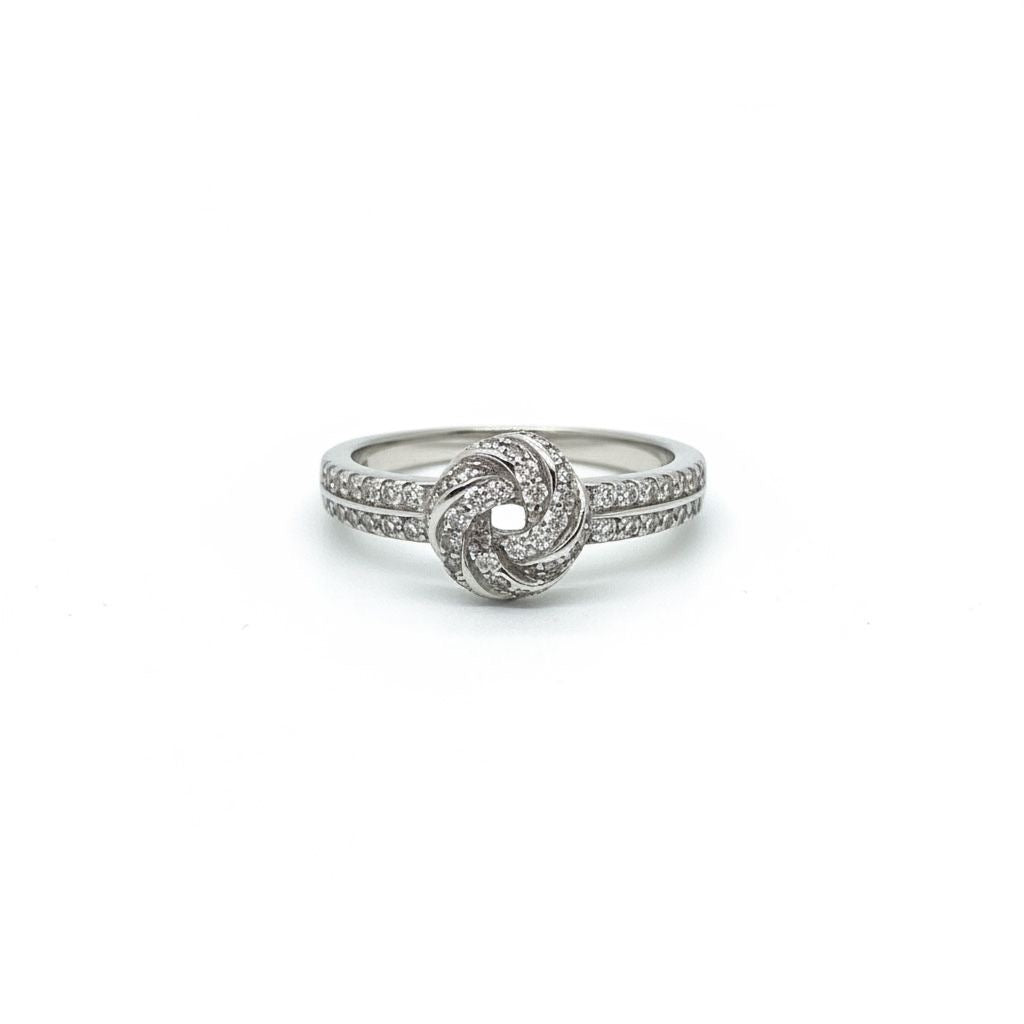 Anillo Nudo Amor Pavé Talla 7.5