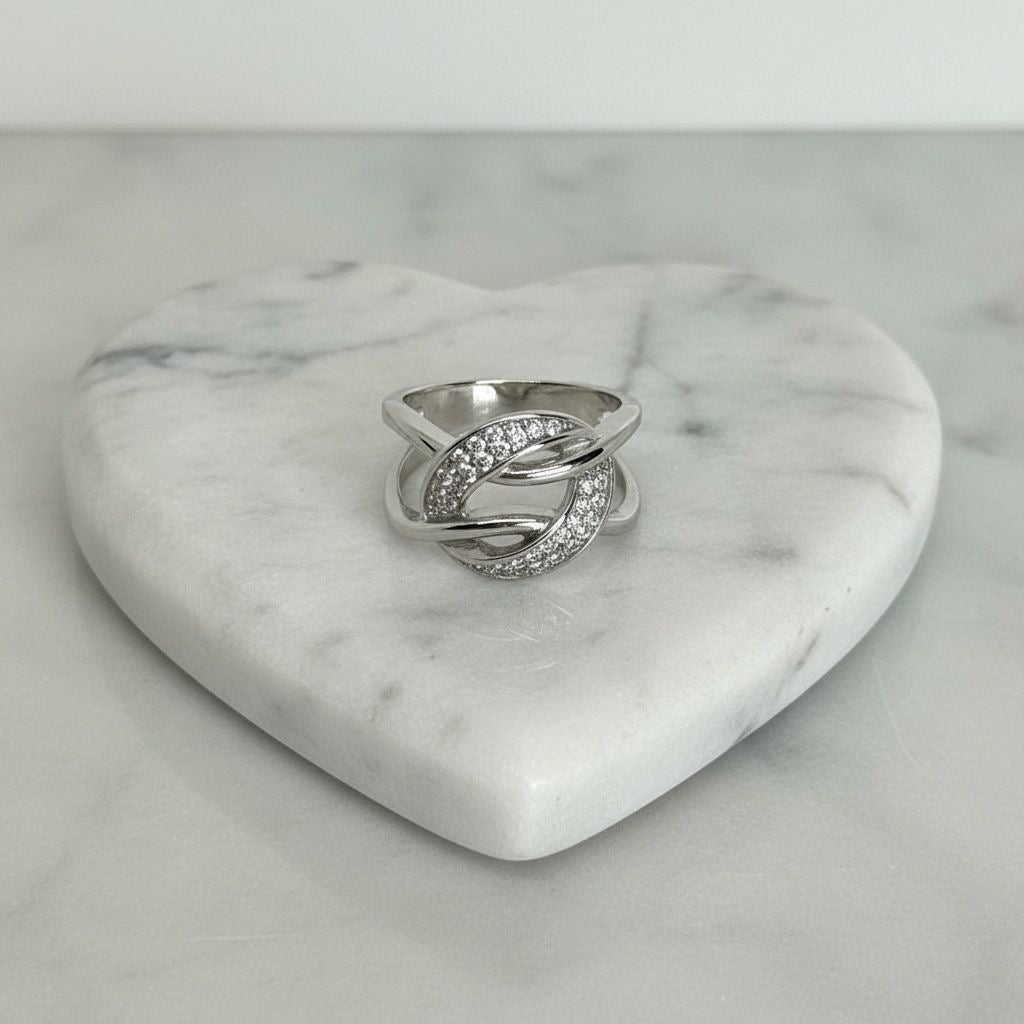 Anillo Nudo Amor Infinito Doble Ovalado Pavé Banda Dividida Talla 8