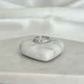 Anillo Banda Corazones Calados Doble Zirconia Halo Talla 7