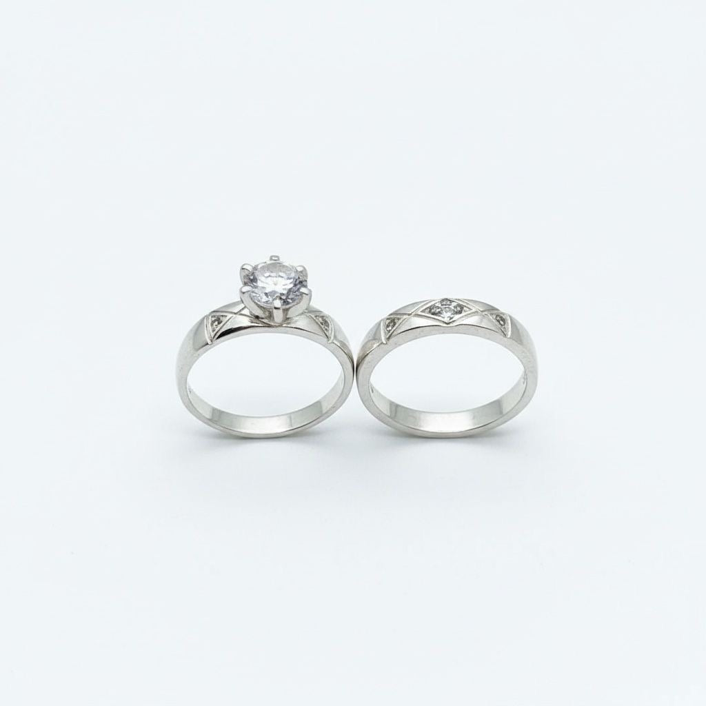 Set Duo Argolla Rombo Zirconias y Solitario Zirconia Banda Ancha Talla 8