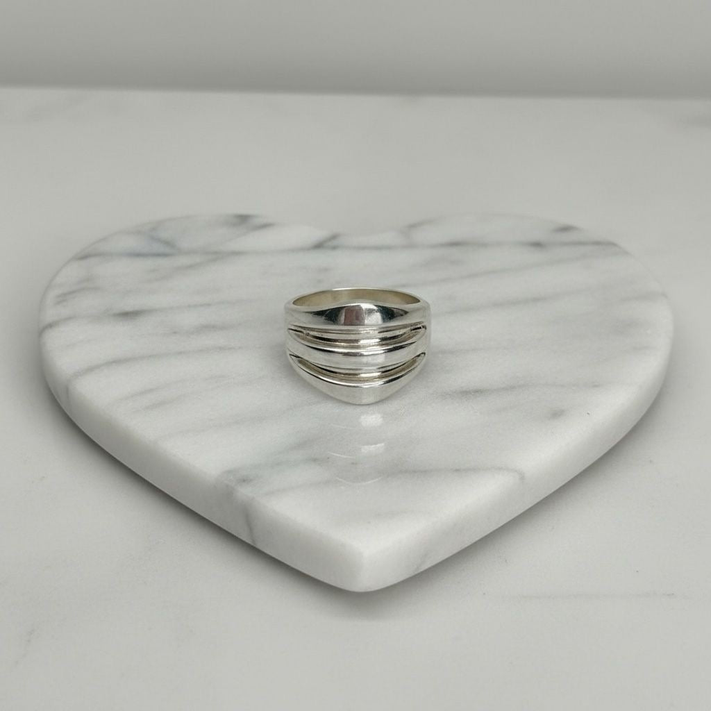 Anillo Domo Triple Canal  Talla 9.5