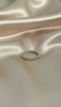 Anillo Argolla Fina Trenzada  Talla 8